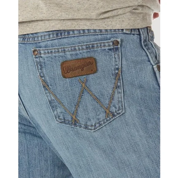 Wrangler crest retro relaxed fit Men's Light Blue Bootcut Jeans size 38x34 - Picture 4 of 11